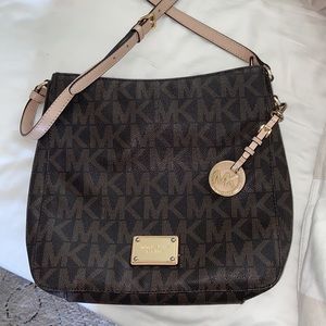 Michael Kors Signature Large Crossbody Bag